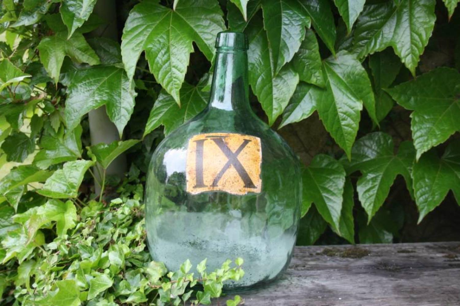 Spanish bottle with roman numerals