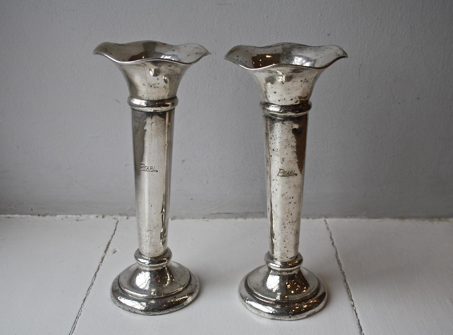 Pair of tearoom vases