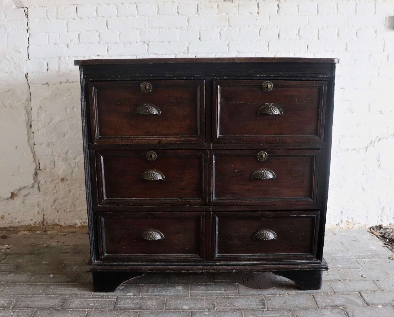 Mid 19th century gentleman's oak chest of drawers