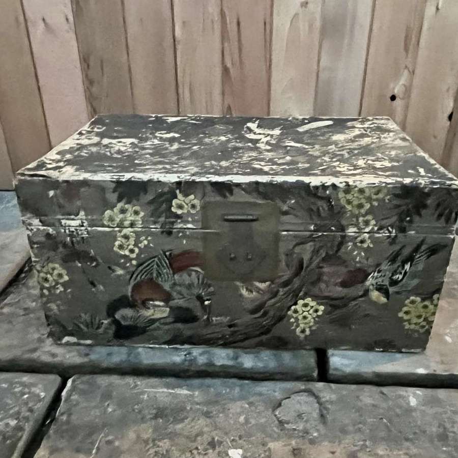 Japanese early 20th century box